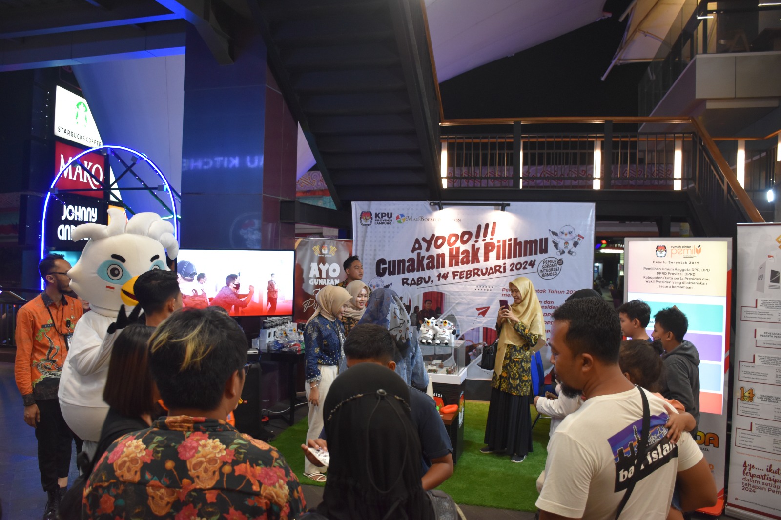 Sosialisasi melalui Stand di Mall Boemi Kedaton